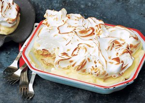 Banana Meringue Pudding
