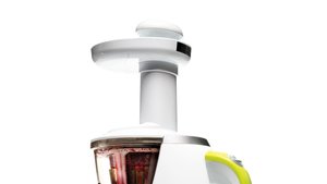 Beet, Carrot, and Apple Juice with Ginger