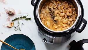 Big-Batch White Beans | Epicurious
