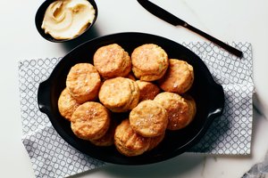 Buttermilk Biscuits With Honey Butter