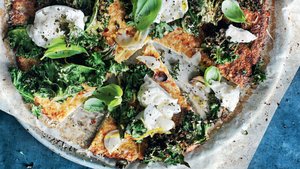 Cauliflower Pizzas With Mozzarella, Kale, and Lemon