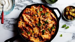 Cheesy Chicken Enchilada Skillet Bake