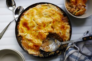 Chicken Pot Pie with Acorn Squash
