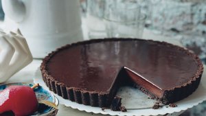 Chocolate Glazed Chocolate Tart
