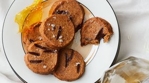 Chocolate–Almond Praline Cookies