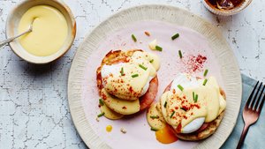 Classic Eggs Benedict With Blender Hollandaise