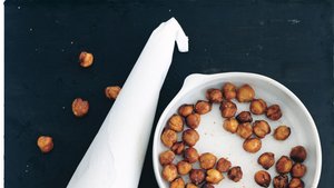 Crispy Cinnamon Garbanzo Beans
