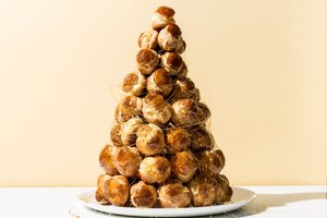 Croquembouche