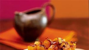 Crème Fraîche Cheesecake with Honey-Rum-Roasted Pineapple