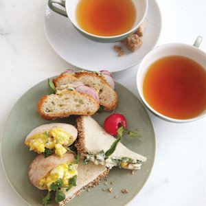 Curried Egg Salad in Mini Pitas