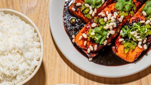 Cá Kho (Fish With Coconut Caramel)