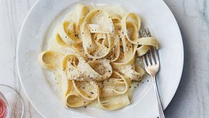Fettuccine Alfredo