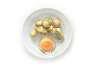 Fried Pickles with Spicy Mayo