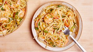 Green Chile Shrimp Scampi With Spaghetti