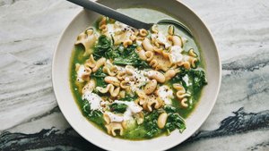 Green Pasta e Fagioli