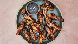 Grilled Chicken Drumsticks With Savory Caramel