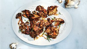 Grilled Mushrooms with Béarnaise Yogurt