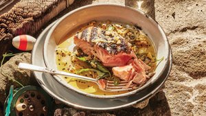 Grilled Salmon Fillets With Lemon-Sesame Sauce