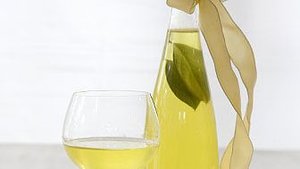 How to Make Limoncello