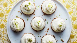 Individual Frozen Key Lime Pies