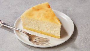 Junior's Sponge Cake Crust