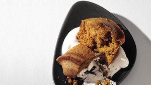 Kabocha Squash Cake with Brown Sugar Cream