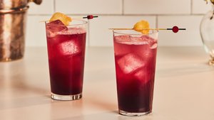 Kitty Highball (Red Wine and Ginger Spritz) Cocktail