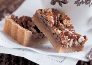 Maple-Pecan Sticky Bars