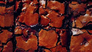 Molten Chocolate-Chunk Brownies