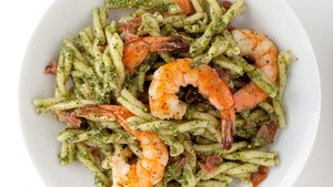 Pasta with Pesto, Shrimp, and Cured Ham