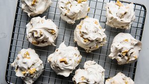 Peanut Meringue Cookies