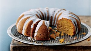 Pumpkin Spice Bundt Cake With Buttermilk Icing
