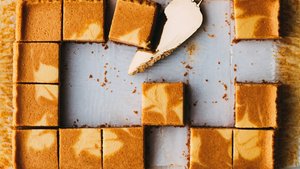 Pumpkin-Maple Cheesecake Bars
