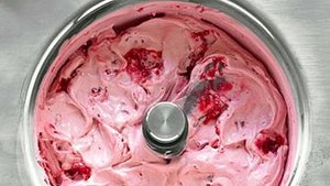 Raspberry-Cassis Ice Cream