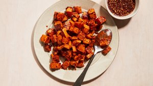 Roasted Sweet Potatoes With Spiced Maple Glaze
