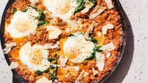 Sloppy Joe Shirred Eggs With Spinach