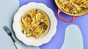 Spaghetti With Clams and Sun Gold Tomatoes