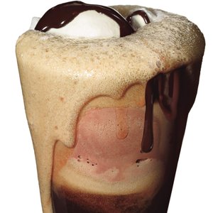 Stout Floats With Cocoa Syrup