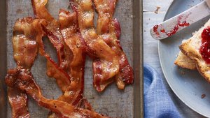 Sweet and Spicy Bacon