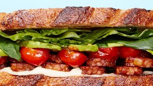 Tempeh "Bacon," Lettuce, and Tomato Sandwich
