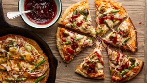Thanksgiving Skillet Pizza with Turkey, Mashed Potatoes, and Cranberry Sauce