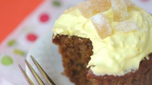 Vegan Gingerbread Cupcakes with Lemony Cream Cheese Frosting
